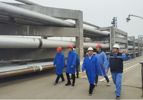 閆宏斌董事長赴天津北方石油調研指導工作